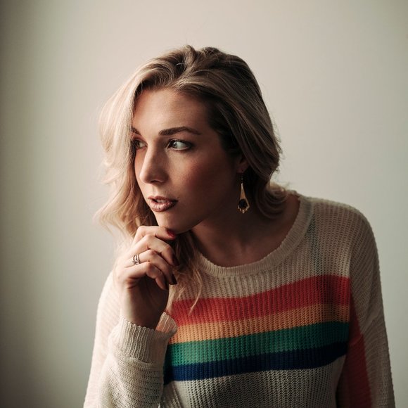 Meet your Posher, Kiersten - Picture 1 of 1